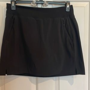 Athleta black skirt skort size 8